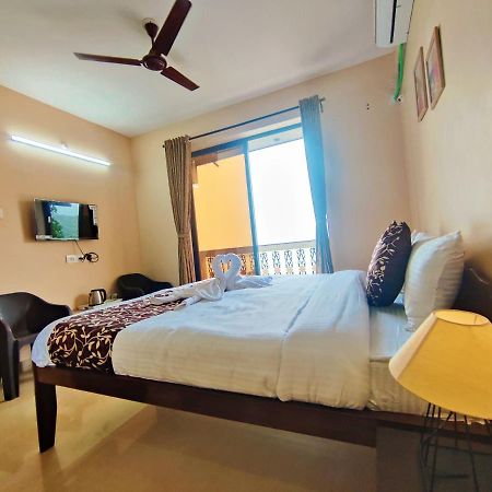 Ekaar Hotel Panadzsi Kültér fotó